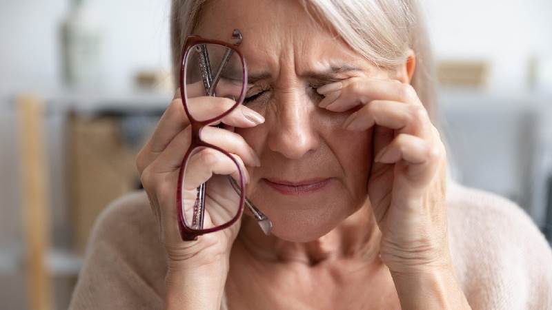 Нарушения зрения после инсульта
